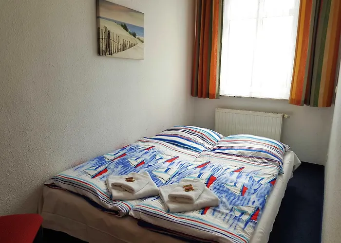 Apartment Residenz Seeblick 12 Mit Seitlichem Ostseeblick *