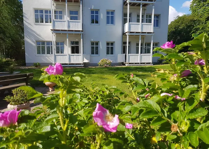 Residenz Seeblick 12 Mit Seitlichem Ostseeblick * Sellin (Rugen)